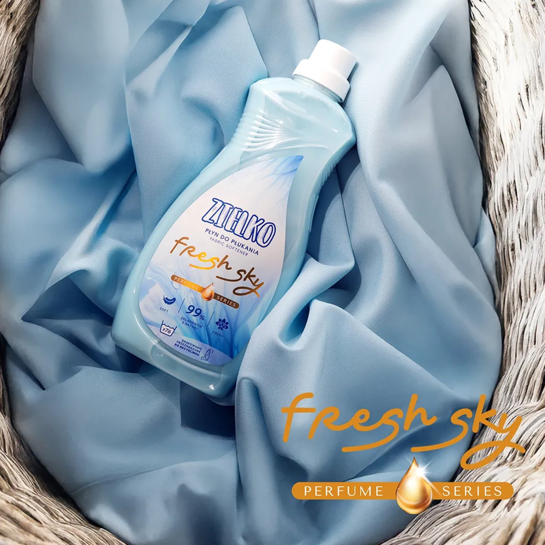 ZIELKO Fresh Sky wasverzachter uit de Perfume Series, omhuld door zachte blauwe stof.